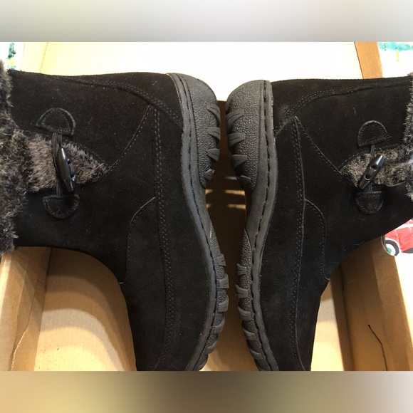 Khombu NEW Black Winter Boots with Fur Trim - Picture 12 of 16